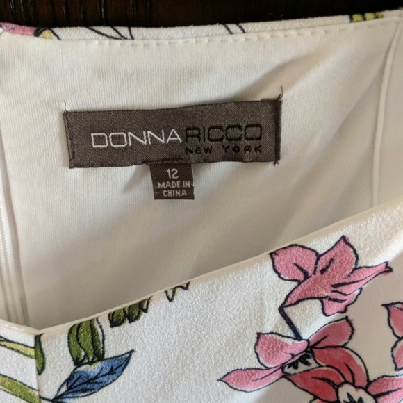 Dress - Picture 2 of 3